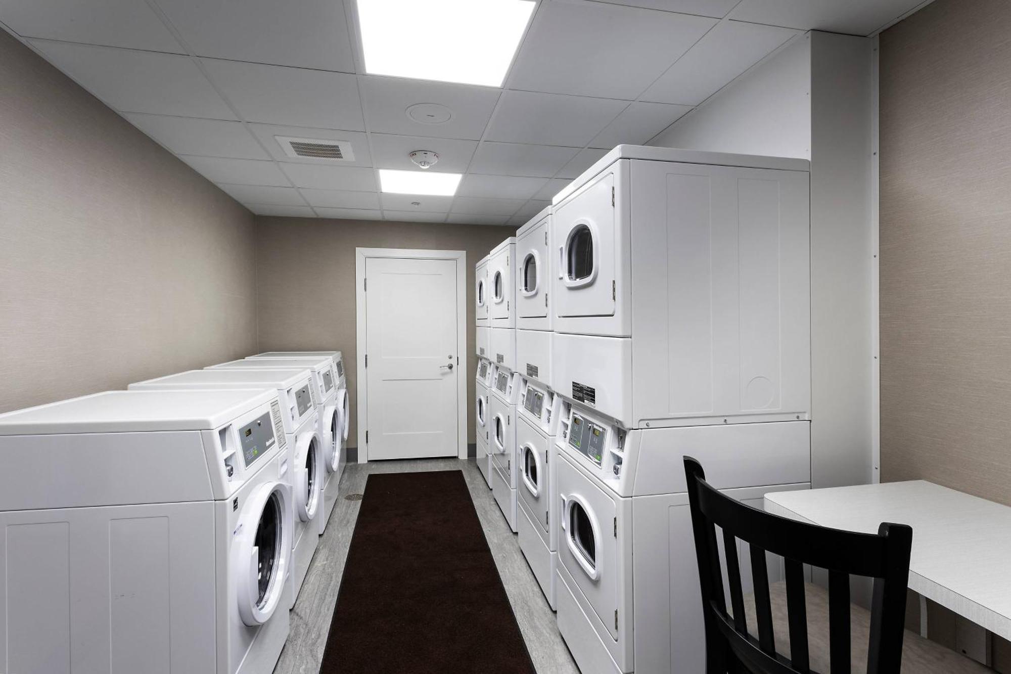 Residence Inn By Marriott Milwaukee Brookfield Esterno foto