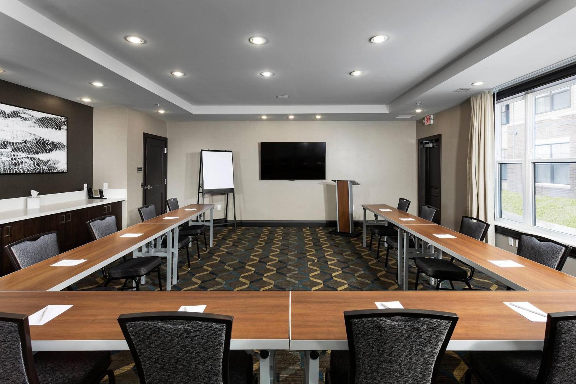 Residence Inn By Marriott Milwaukee Brookfield Esterno foto