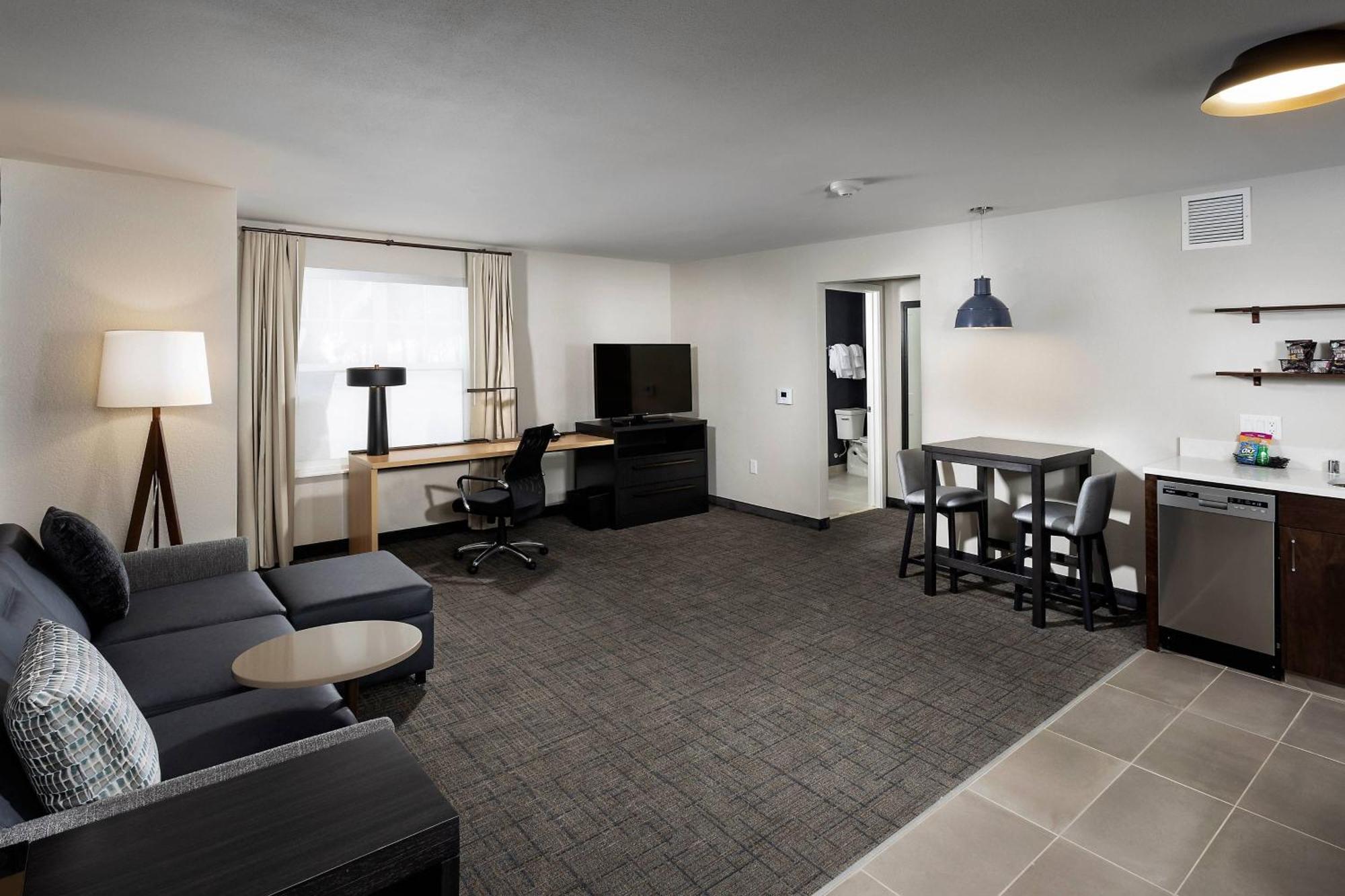 Residence Inn By Marriott Milwaukee Brookfield Esterno foto